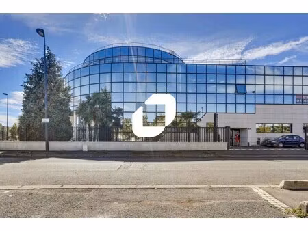 location bureaux 174 m² à 2 162 m²