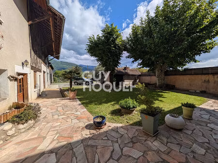 maison 5 pièces à vendre à la buissière