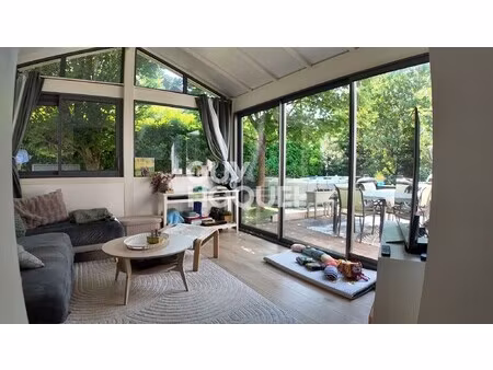 maison 6 pièces & superbe véranda - exclusivité guy hoquet