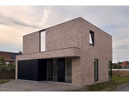huis te koop in roeselare met 3 slaapkamers