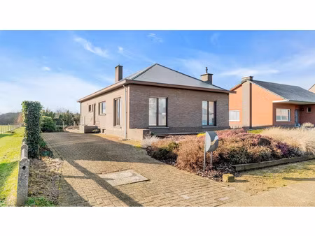 huis te koop in sint-joris-winge met 3 slaapkamers