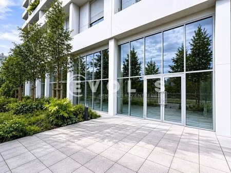 location bureaux 109 m²
