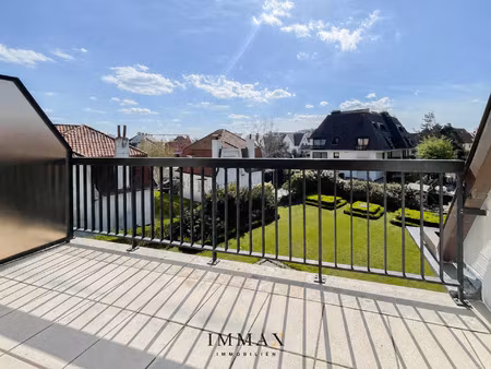 appartement te koop in knokke-heist met 2 slaapkamers