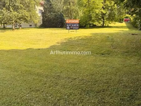 terrain constructible à vendre