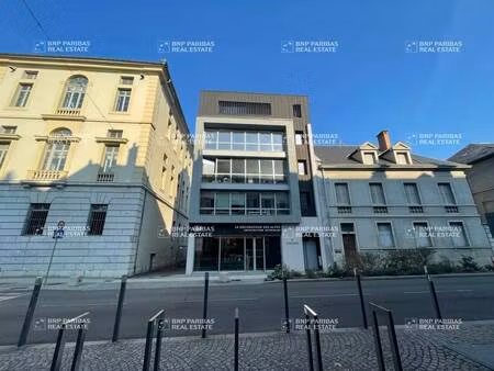 local commercial à louer