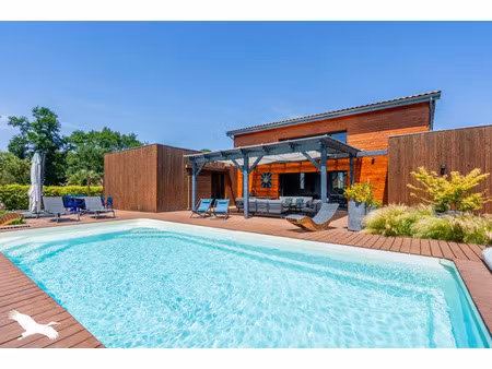 vente maison 5 pièces 165 m² saumos (33680)
