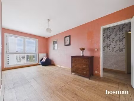 appartement t2 bis de 56 4 m² avec vue sur la loire et garage boxé - boulevard alexandre..