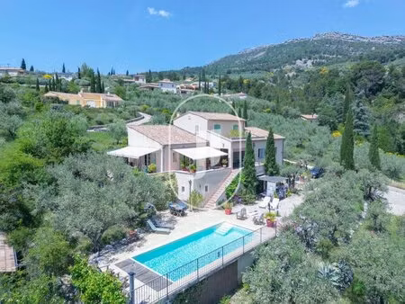 villa en position dominante à vendre à buis-les-baronnies