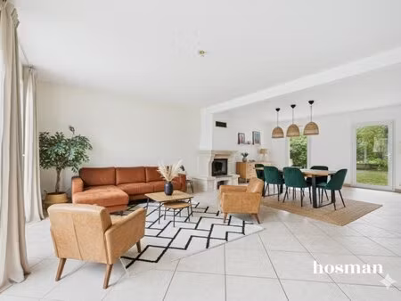 charmante maison 4 pièces de 101 m² avec garage et jardin - quartier bergerie-les écarts .