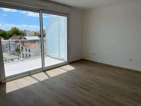 location appartement 2 pièces à nantes chantenay - sainte-anne (44000) : à louer 2 pièces 