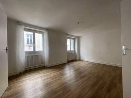 location appartement 3 pièces à nantes centre ville (44000) : à louer 3 pièces / 68m² nant