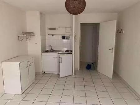 location appartement t1 à nantes cité des congrès (44000) : à louer t1 / 23m² nantes cité 
