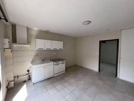 location maison au boupère (85510) : à louer / 33m² le boupère