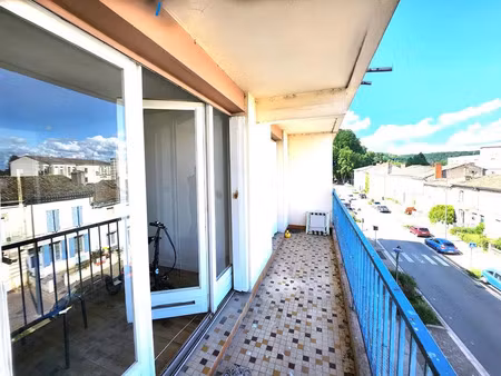 location appartement 2 pièces 49 m² à sainte-foy-la-grande (33220)