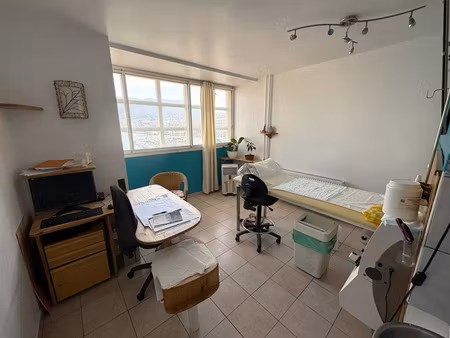 vente appartement toulon 83000 - - surface privée