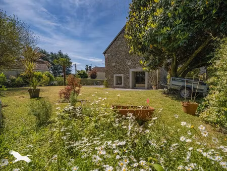 vente maison 5 pièces 175 m² à lescar (64230)  468 000 €