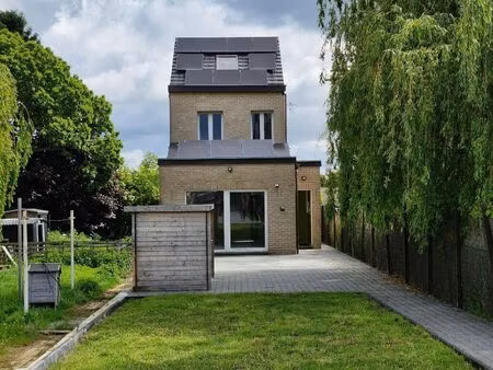 maison à vendre à rue d'aiseau 79 aiseau-presles (vbe29297)