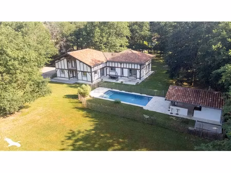vente maison 5 pièces 218 m² à ygos-saint-saturnin (40110)  470 000 €