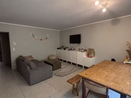 location appartement 1 pièce 12 m² à bordeaux (33800)