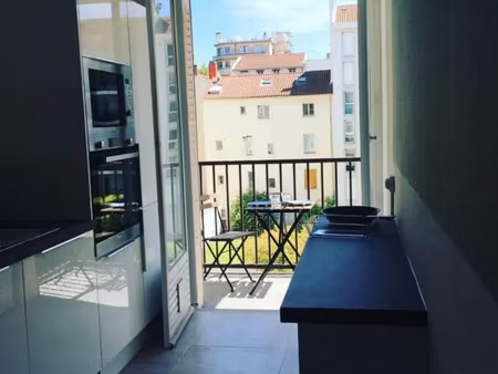 location appartement 1 pièce 11 m² à lyon 2 (69002)