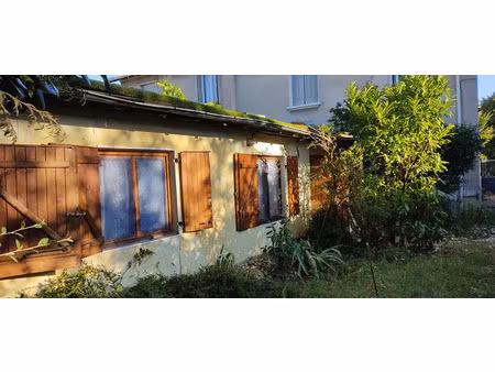 location appartement 1 pièce 46 m² à villeurbanne (69100)