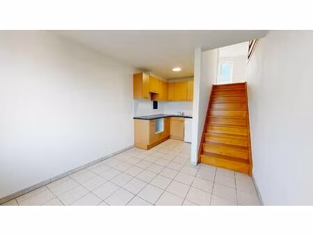 appartement à louer à chaussée de wavre 1157 auderghem (vbe30110)