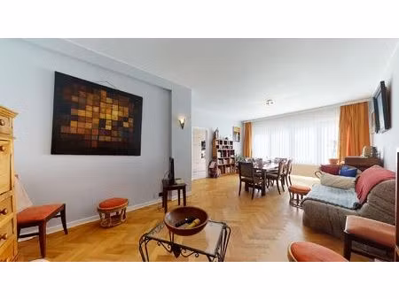 appartement à louer à rue meyerbeer 99 uccle (vbe30103)