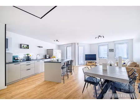 villeurbanne ? métro république- appartement 3 pièces de 78 m²