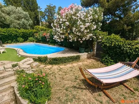 maison 5 chambres  studio et piscine à nîmes !