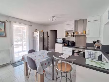location appartement 3 pièces à saint-brevin-les-pins (44250) : à louer 3 pièces / 82m² sa
