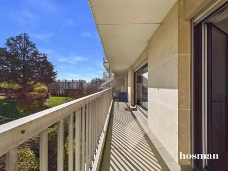 bel appartement 5 pièces de 102 m² traversant avec balcon et vue dégagée - rue jean de la.