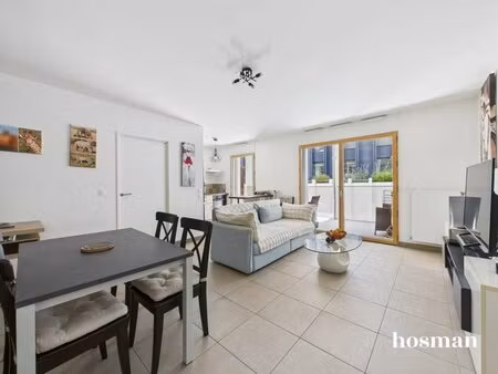 très beau t3 moderne avec terrasse et garage - résidence récente - proche part dieu -...