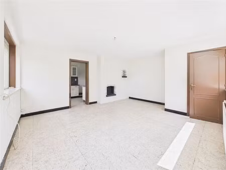 maison à vendre avec terrasse et jardin   estaimpuis (vbe29833)