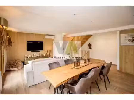 vente chalet 5 pièces 109.68 m² à roubion (06420)  490 000 €