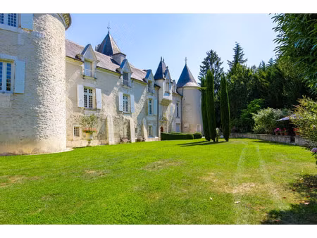 château à vendre à brantôme