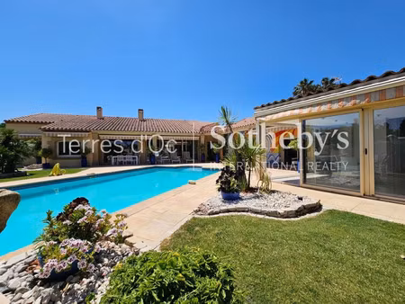 maison de luxe à vendre dans le quartier saint assiscle-saint charles