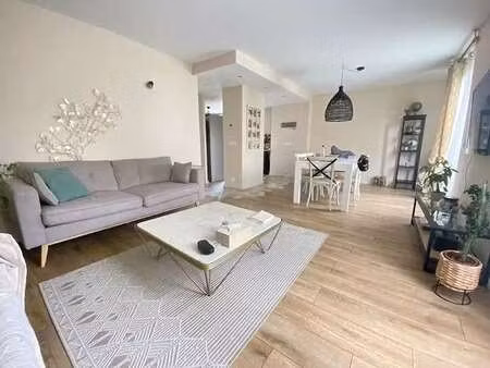 location maison à machecoul-saint-même (44270) : à louer / 87m² machecoul-saint-même