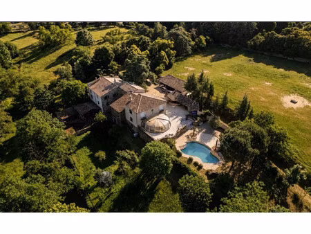 maison de luxe à vendre à annonay