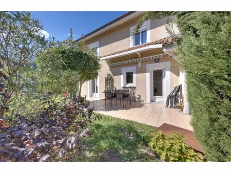 vente maison 5 pièces 157.4 m² à claix (38640)  565 000 €