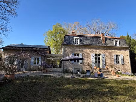 vente maison 9 pièces 264 m² à perigueux (24000)  577 500 €