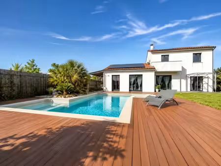 vente maison 5 pièces 165.36 m² à la salvetat-saint-gilles (31880)  559 000 €