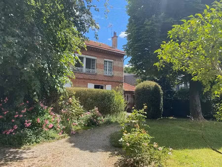 vente maison 5 pièces 120 m² à saint-cloud (92210)  999 000 €