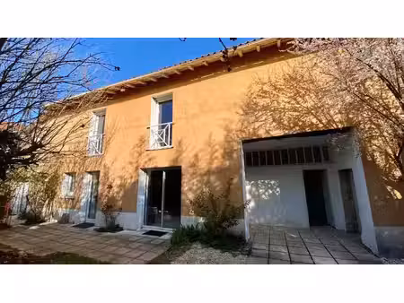 vente ferme 6 pièces 170 m² à cailloux-sur-fontaines (69270)  740 000 €