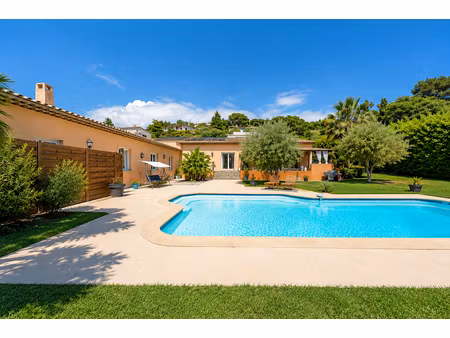 vente villa 10 pièces 325 m² à saint paul de vence (06570)  1 795 000 €