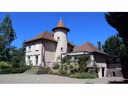 vente propriété 7 pièces 305 m² à malauzat (63200)  728 000 €