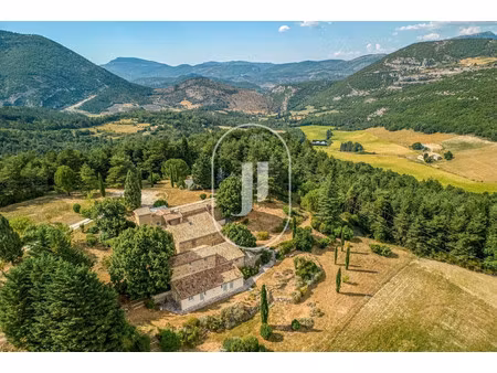 maison de luxe à vendre à aurel