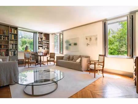 villa de luxe à vendre à sainte-foy-lès-lyon