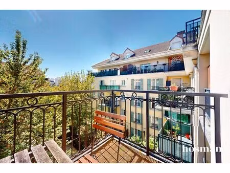 appartement traversant - t4 lumineux avec balcons et parking - 83 m² carrez - rue véron ..