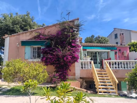 vente maison 6 pièces 216 m² à hyeres (83400)  1 195 000 €