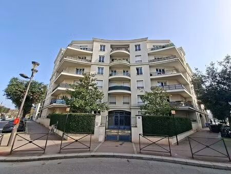 appartement 79 m² à le bourget